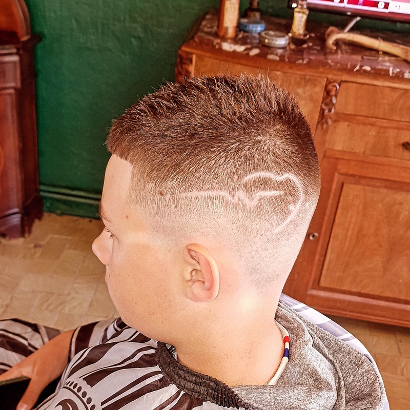 Coupe enfant motif